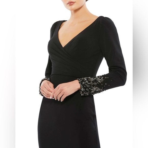 MAC DUGGAL Beaded Cuff Long Sleeve Wrap Front Black Maxi Gown Women’s 4 S - Picture 1 of 11